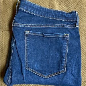 Old Navy Rockstar Super Skinny- 18 long